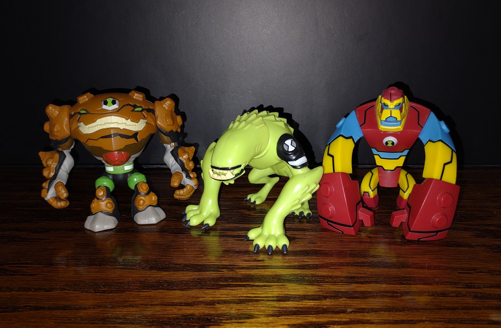 Ben 10 Ultimate Alien/Omniverse 3-Figure Bundle