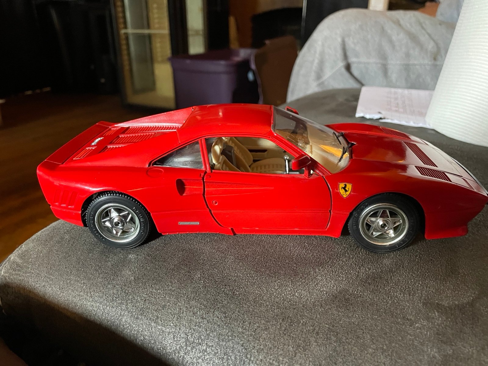 Bburago 1984 Ferrari