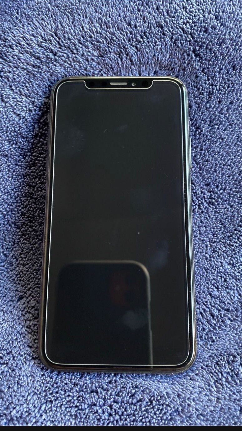 Apple iPhone X 64 GB in Space Gray