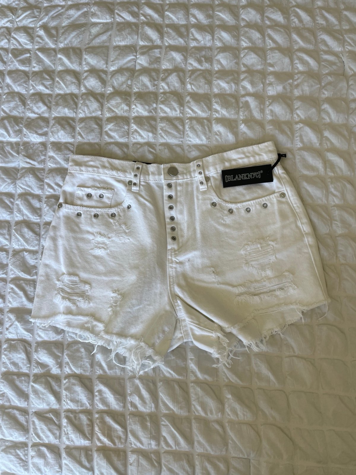 BlankNYC white the barrow distressed denim shorts