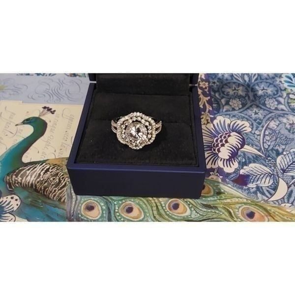 Beautiful 6.83Ct. Sim Diamond Flower Design Cocktail Ring Sz 8~.925 Sterling