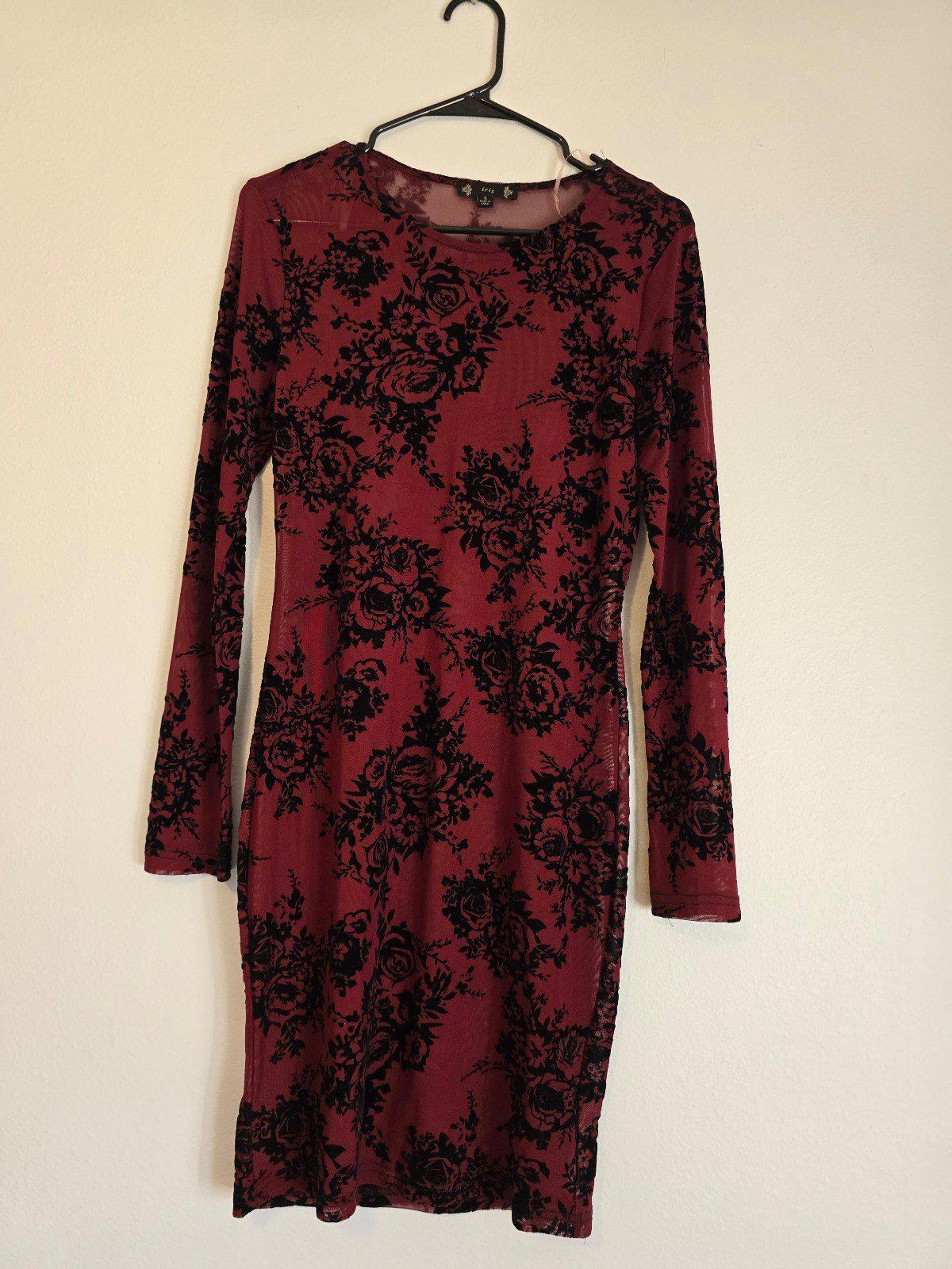 Iris Mesh Dress Deep Red with Velvet Roses (L)