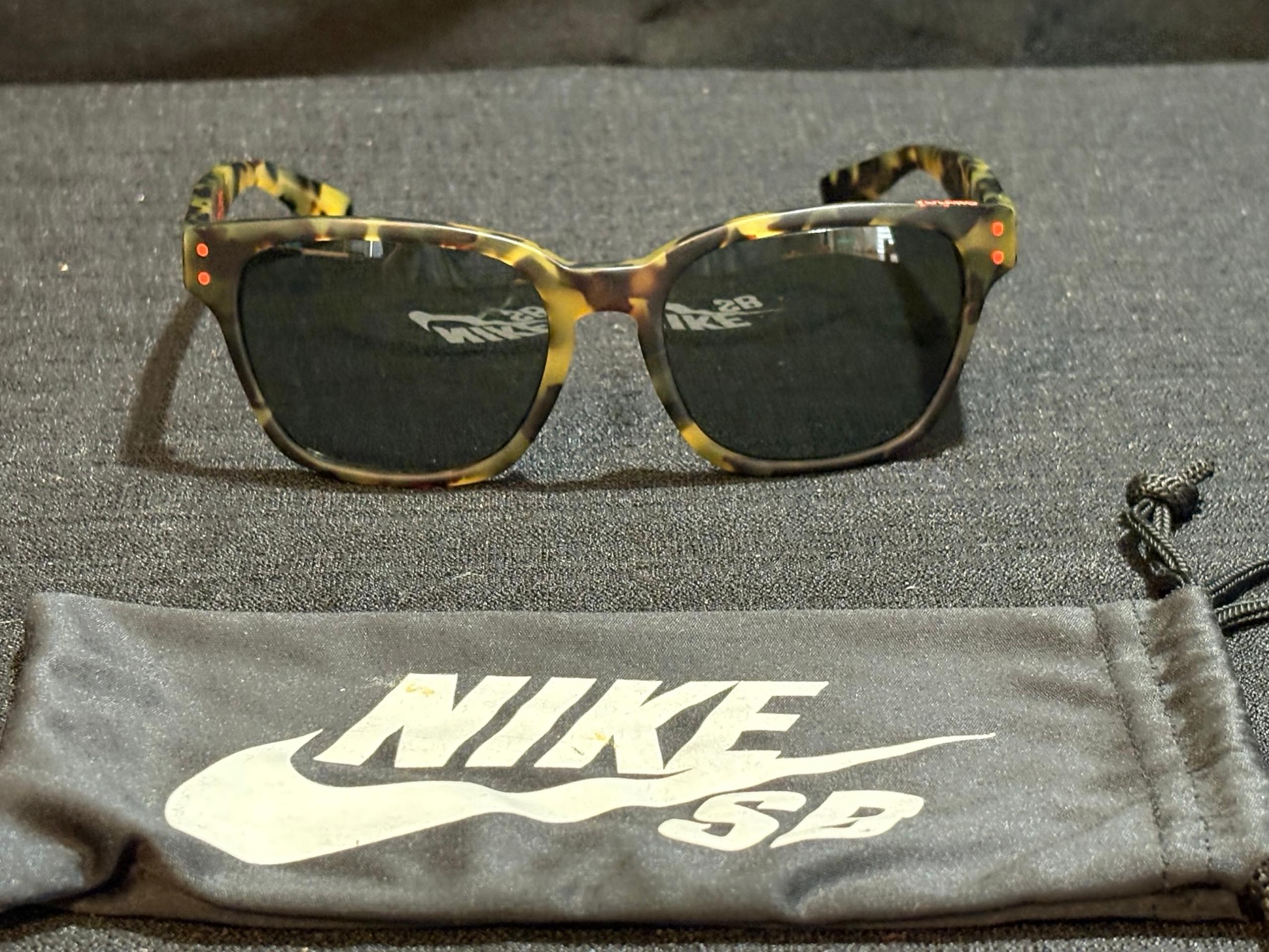 Sunglasses NIKE VOLANO EV 0877 203 Very Nice Glasses! Only Worn Couple Times!