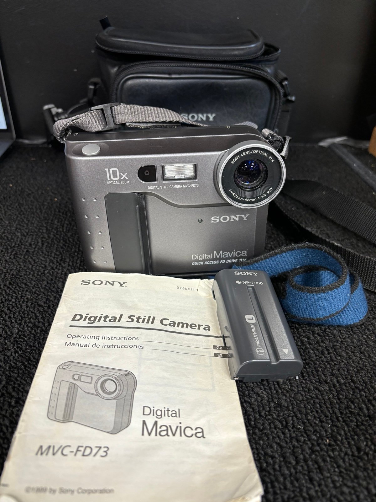 Sony Digital Mavica MVC FDC-73 bundle with charger tested