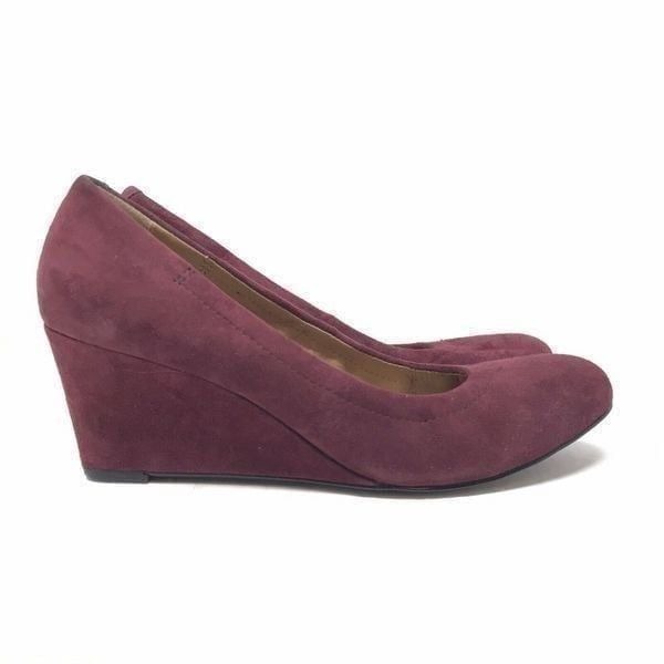 Vionic Wedge Womens Size 8 Camden Suede Slip On Heel Pumps Merlot Shoes Wine