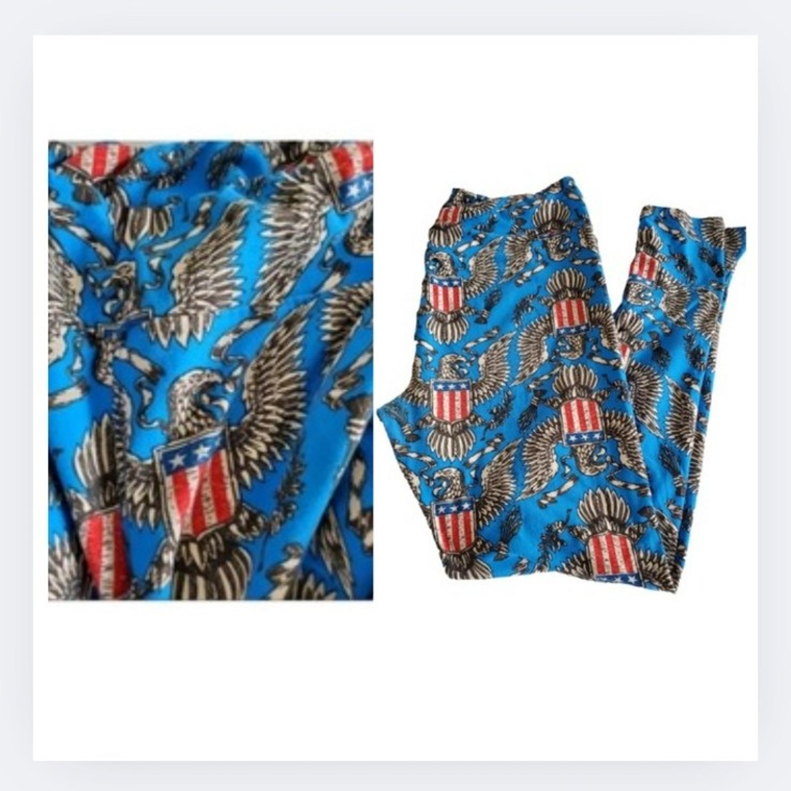 LuLaRoe Leggings Tall Curvy TC (12-18) Blue Red American Eagle Print Loungewear