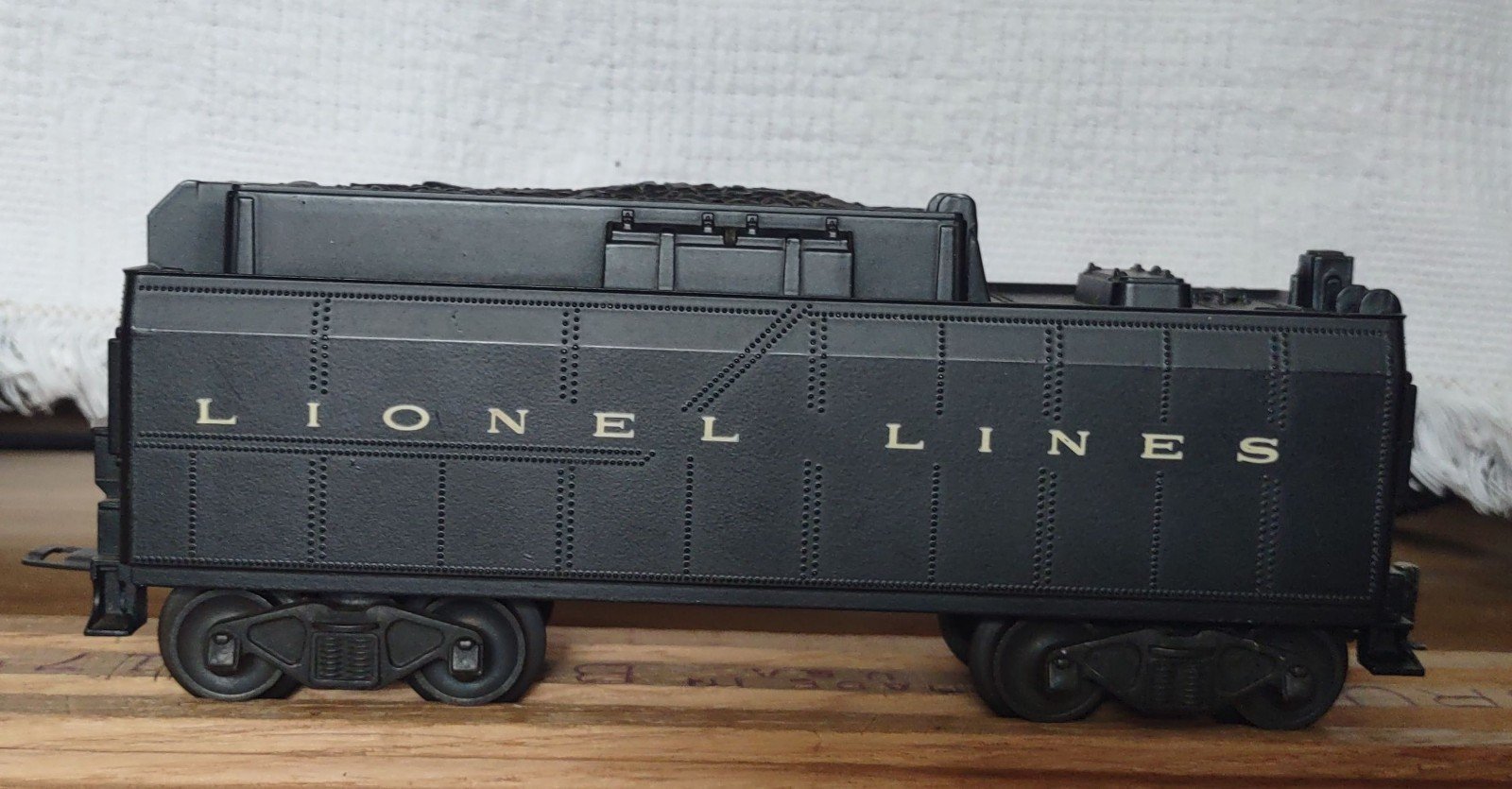 Vintage 1950's LIONEL 6026W Whistle Tender