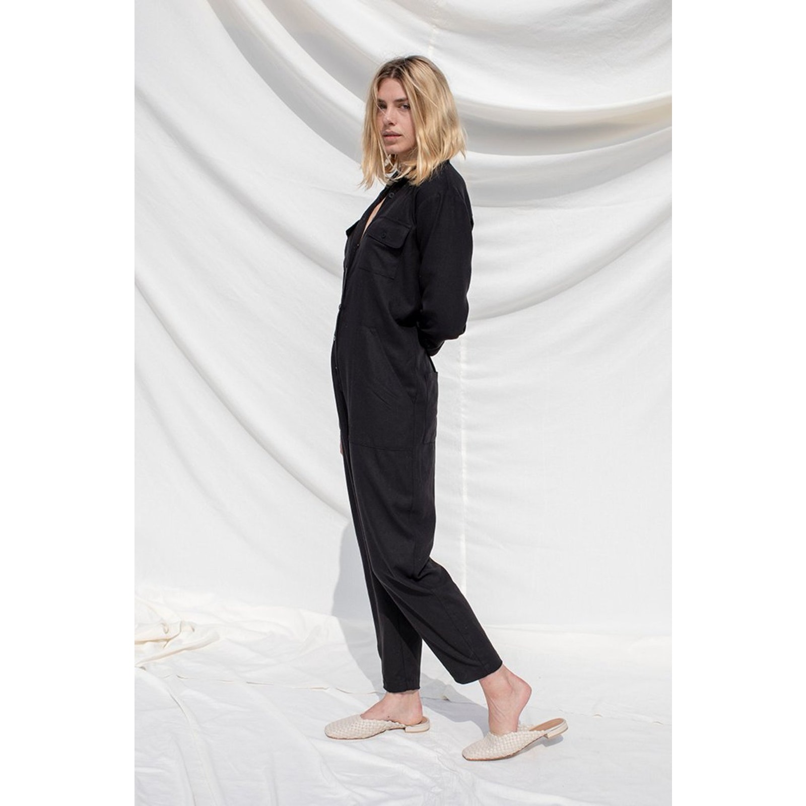 OZMA Black 100% Silk Long Sleeve Painters Button Front Jumpsuit Size Small