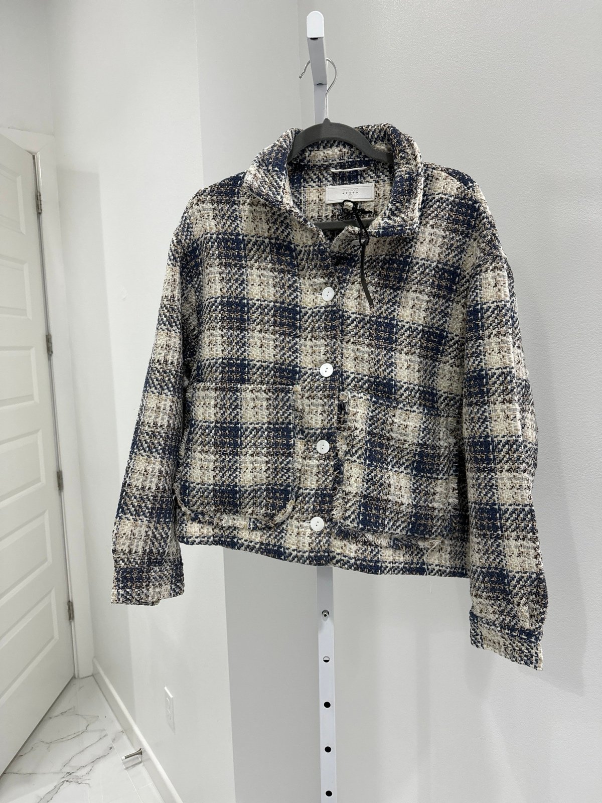 【sheller】off shoulder jacket tops sheller】Sheller Off Shoulder Jacket Tops Other