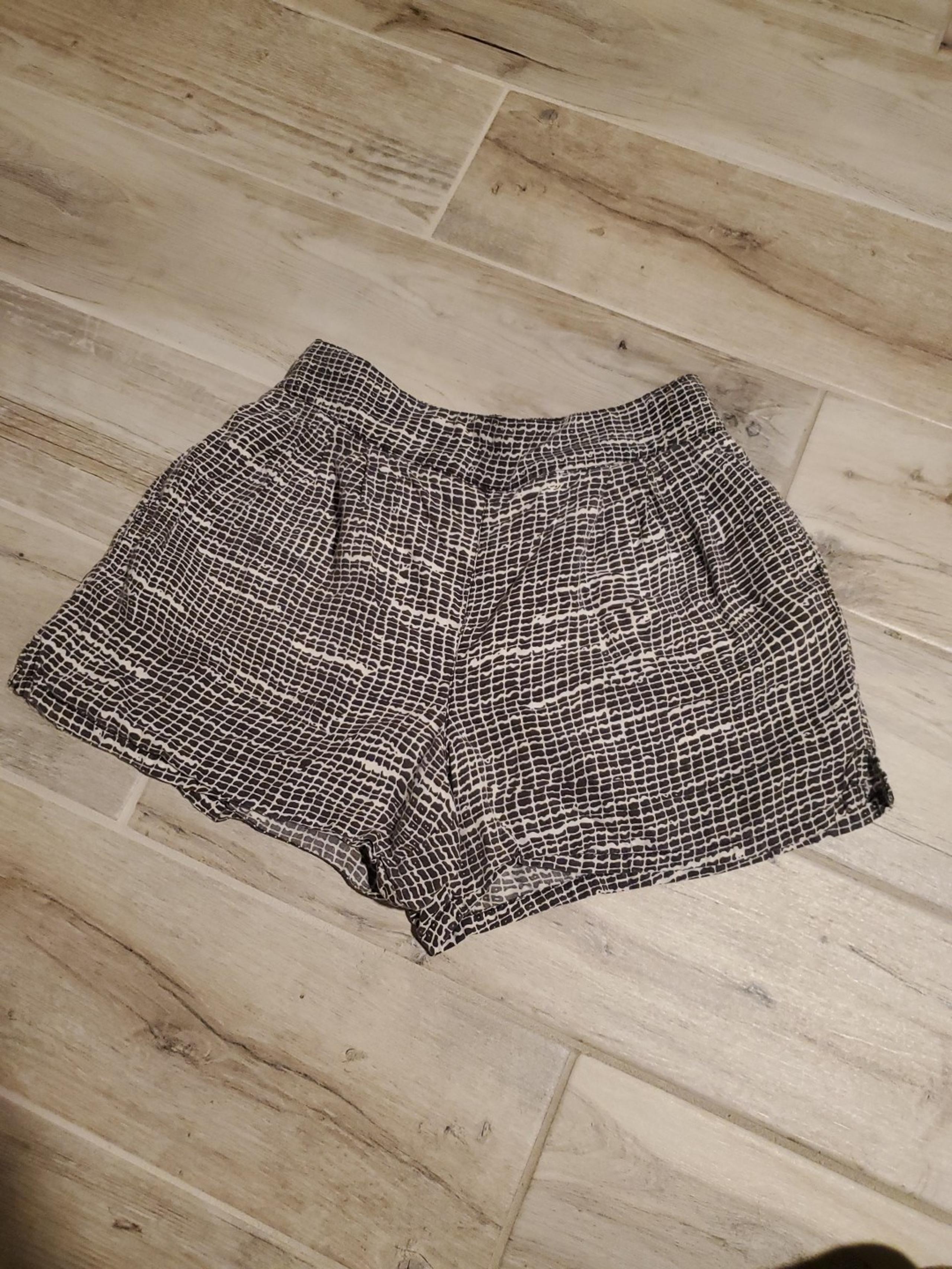 Women’s prAna Shorts Extra Small XS Geometric Tencel Pockets Athleisure