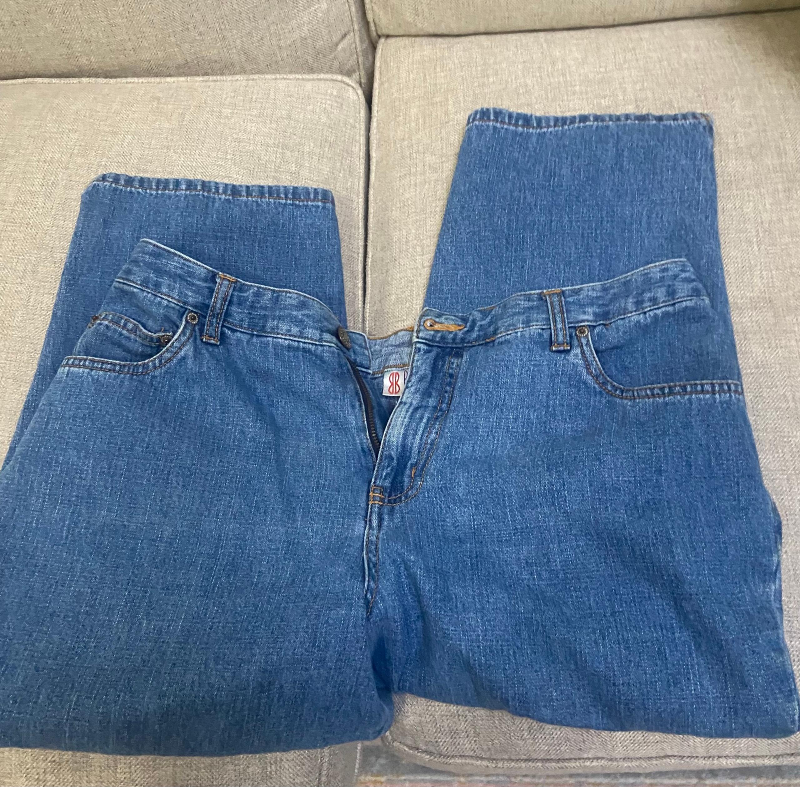 Bill Blass size 12 Capris pants