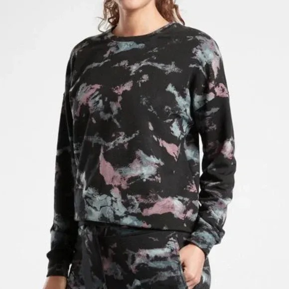 Athleta Balance Pullover Sweater Purple Black Tie Dye L Workout