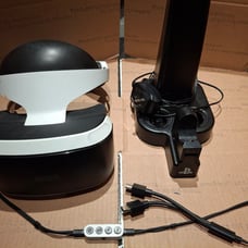 PlayStation 4 VR Head Set And Charging Station Power A Model #1426810-01