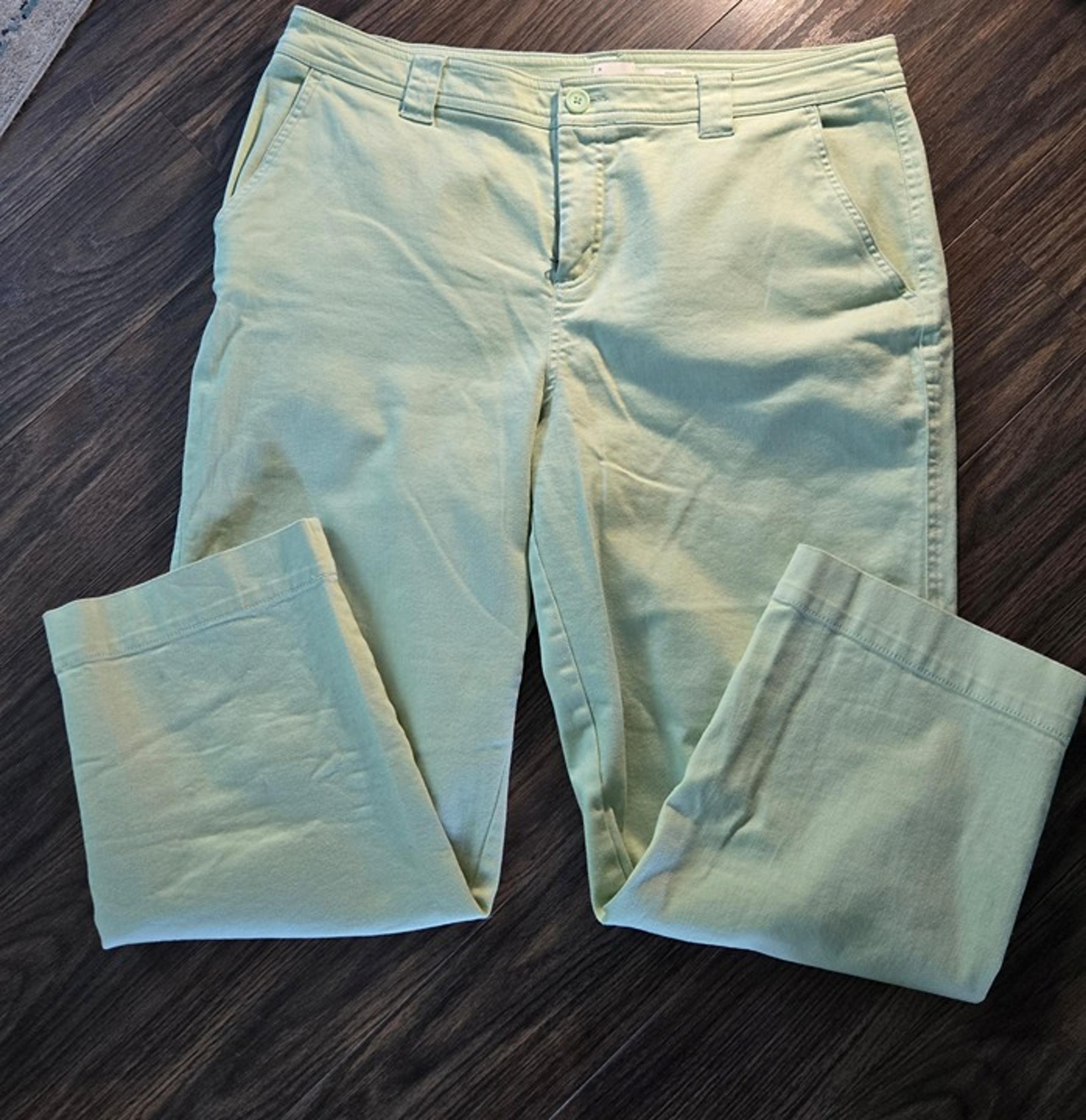 A NEW DAY Light Lime Green Cotton & Spandex NEW Wide Leg Jeans/SIZE 16