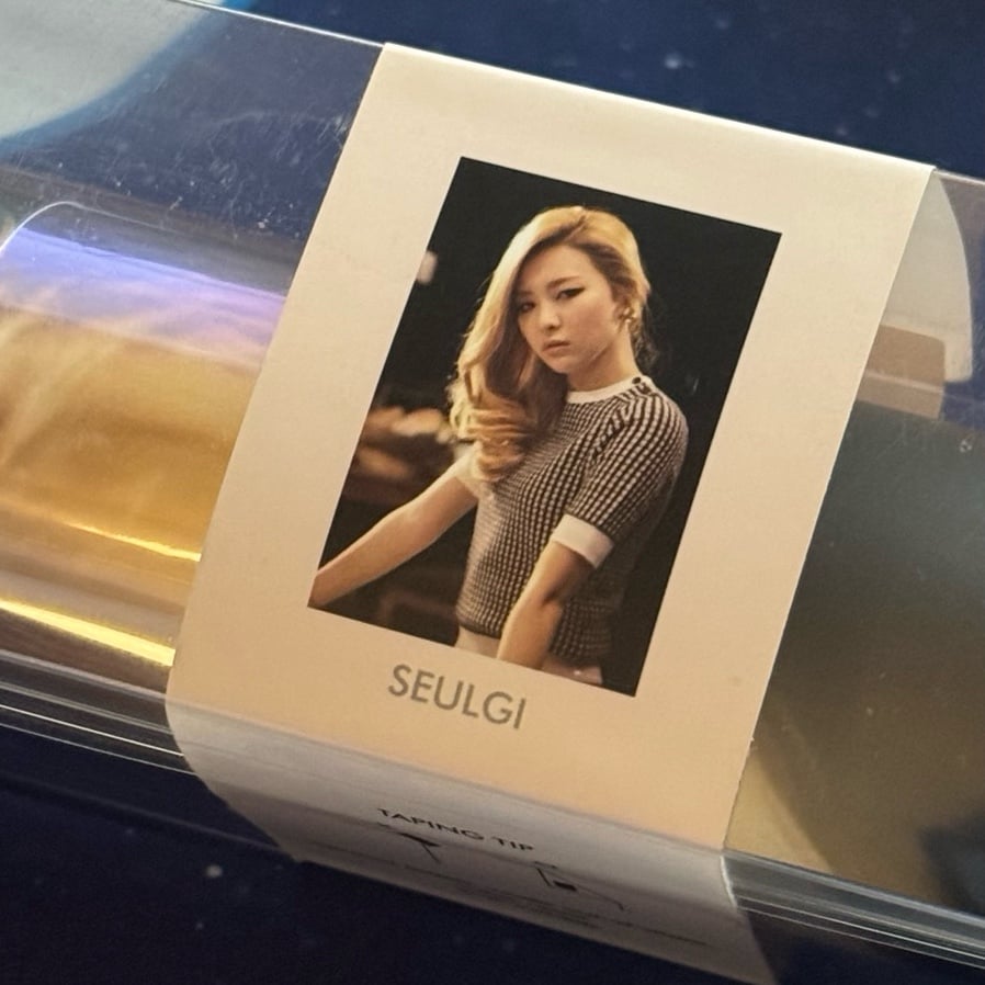 Red Velvet Automatic Seulgi Bromide Poster - Official, Rare