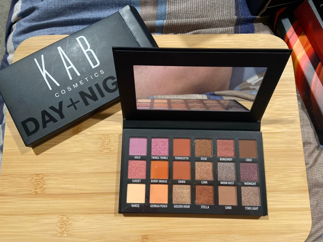 KAB Day + Night Eyeshadow Palette