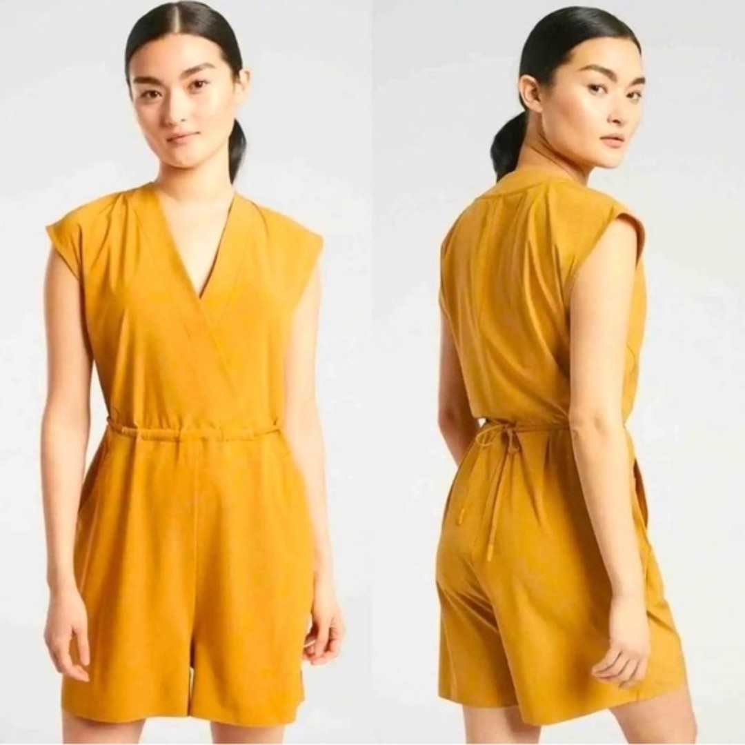Athleta Mustard Yellow Marlow Short Sleeve Romper Size Medium