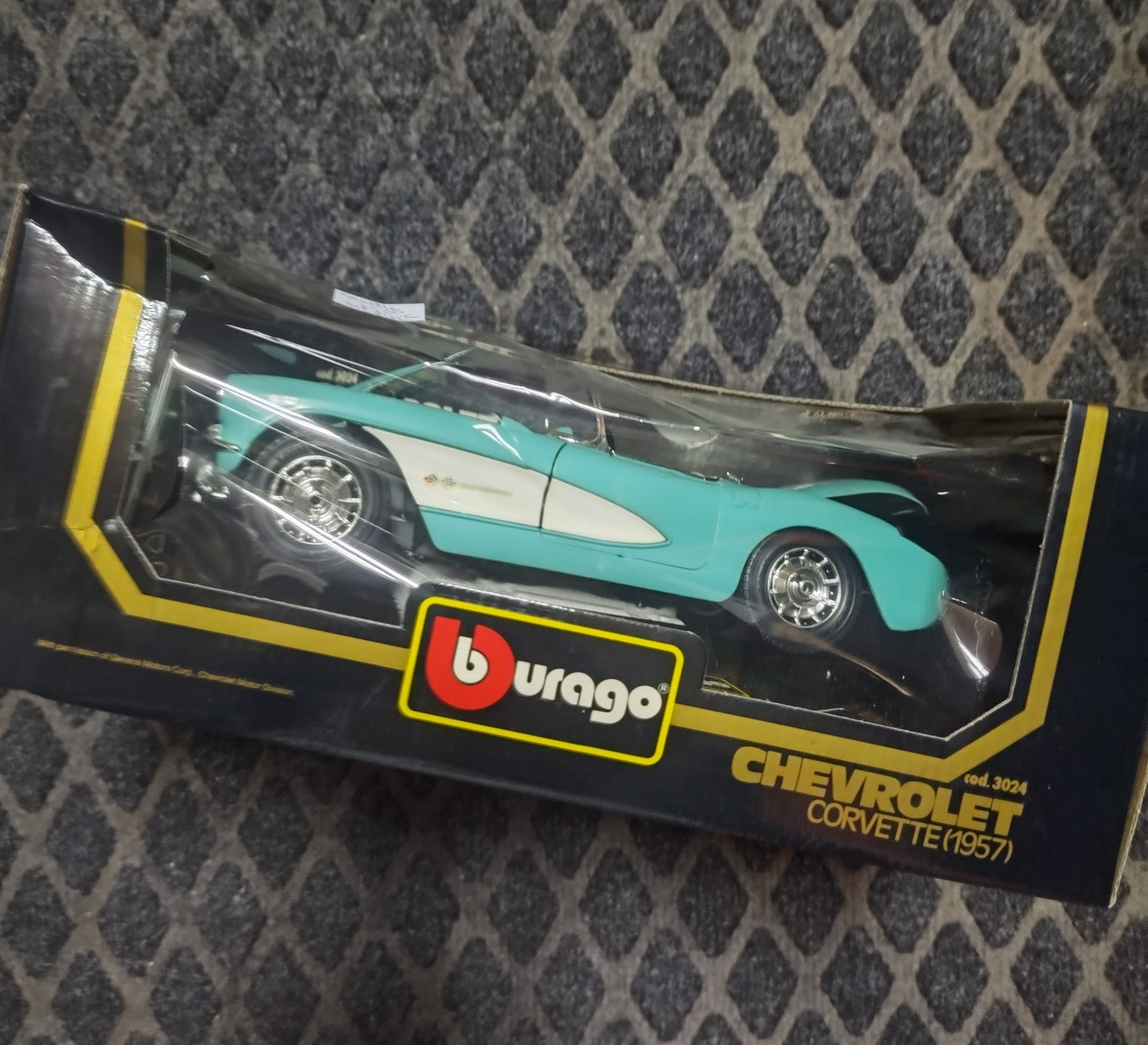 1957 Chevrolet Corvette 118 scale
