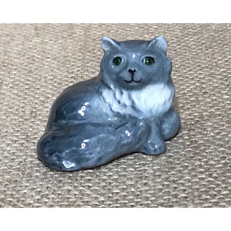 Vintage Hagen Renaker Old Monrovia Gray Persian Cat Figurine Green Eyes Kitsch
