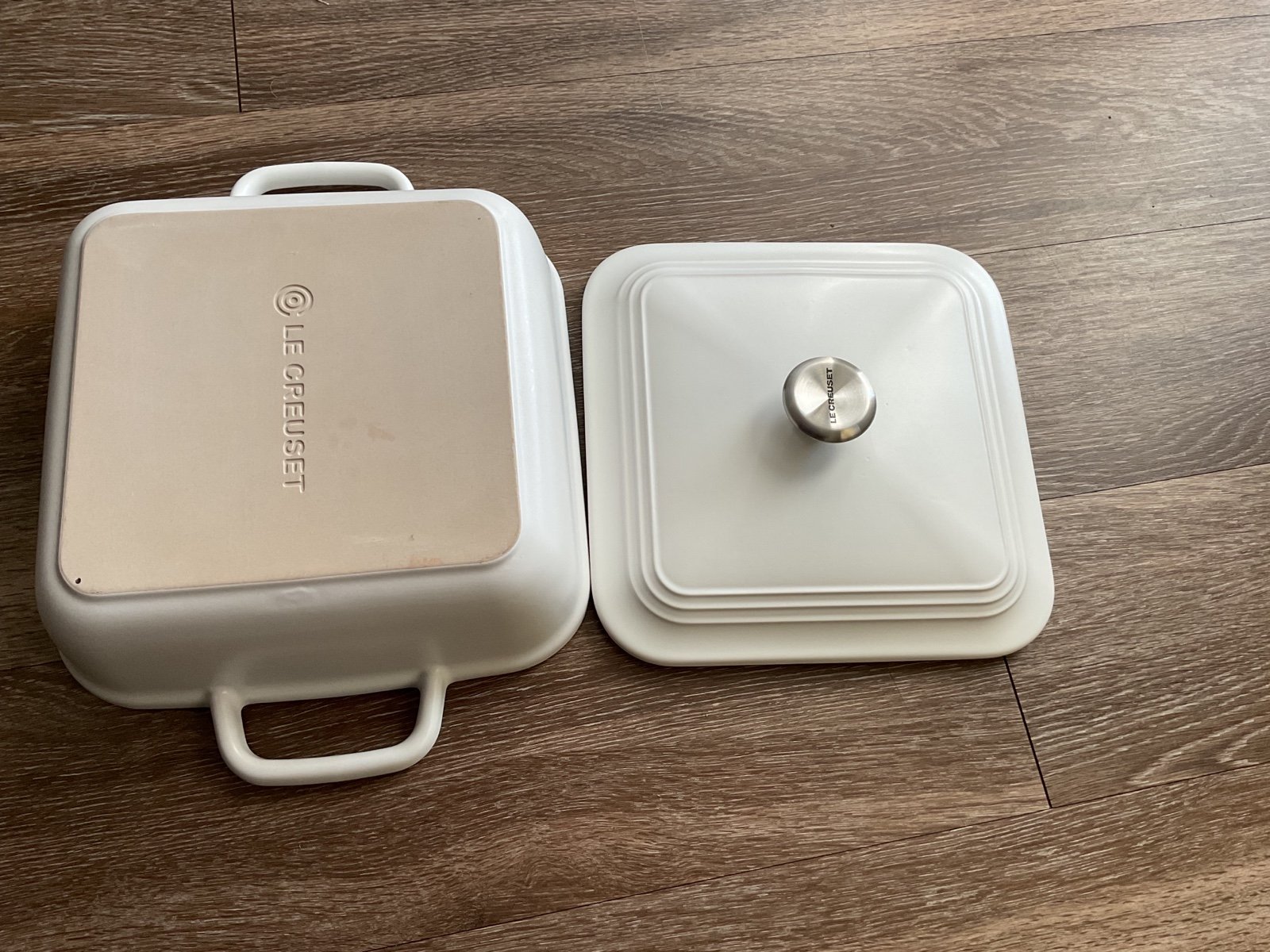 Le Creuset San Francisco Stoneware Square Covered Baker, 3-Qt.
