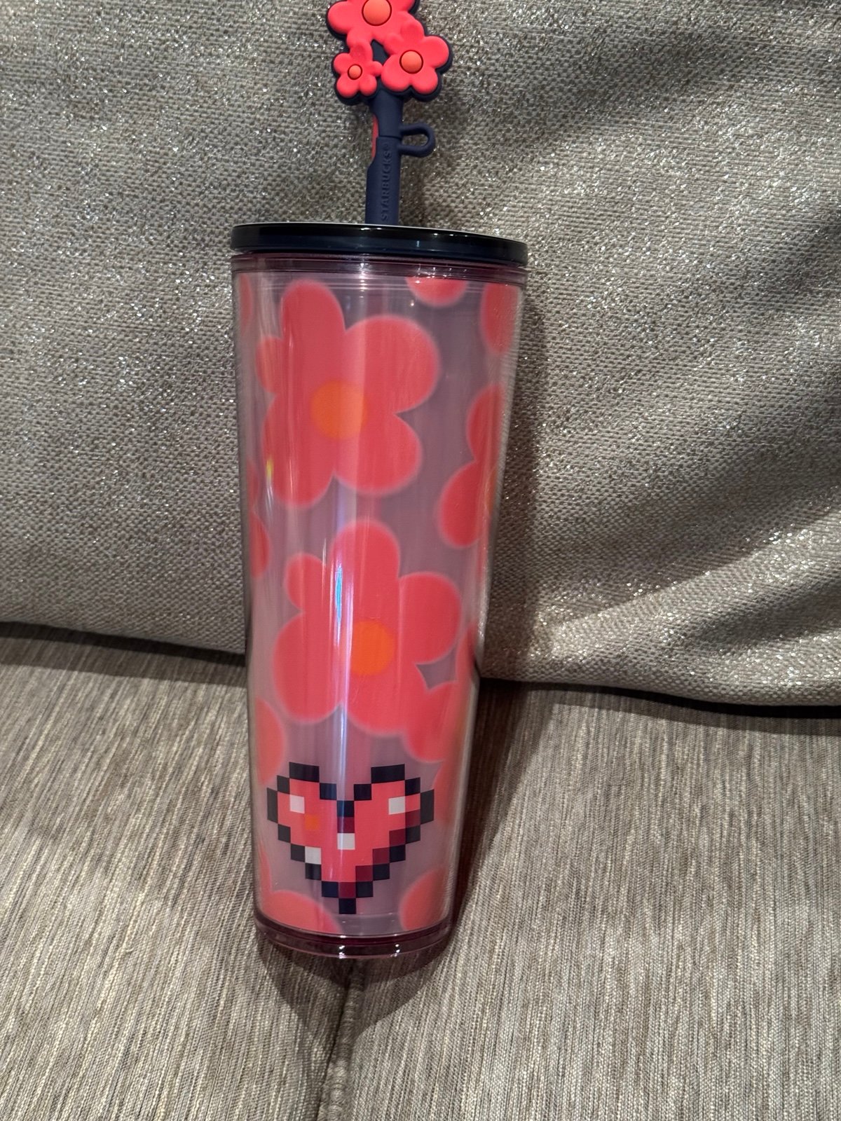 New With Tags Starbucks 2025 Valentines Pixel Heart Venti Tumbler W Topper Cute
