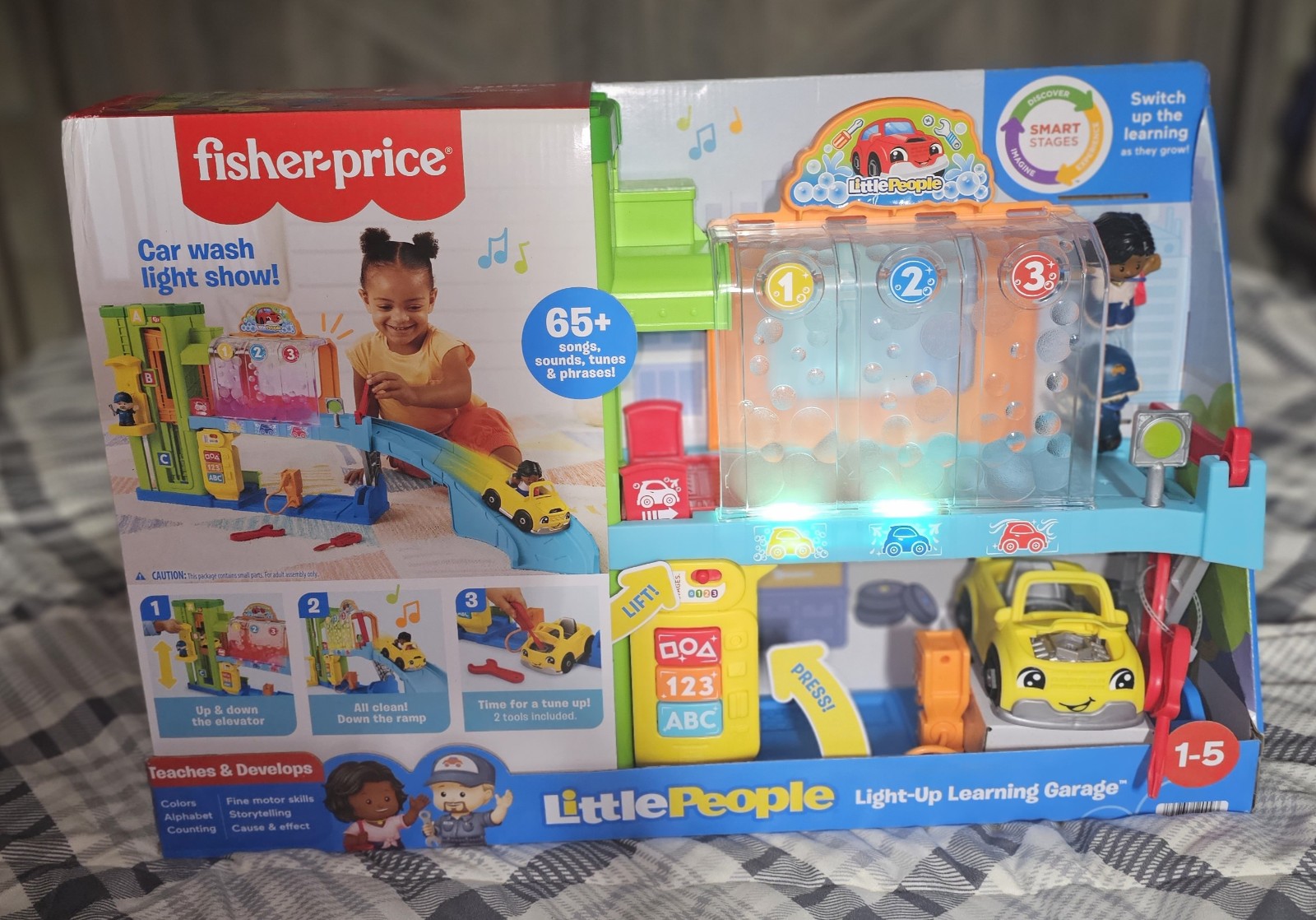 Fisher Price Little People Light Up Learning Garage