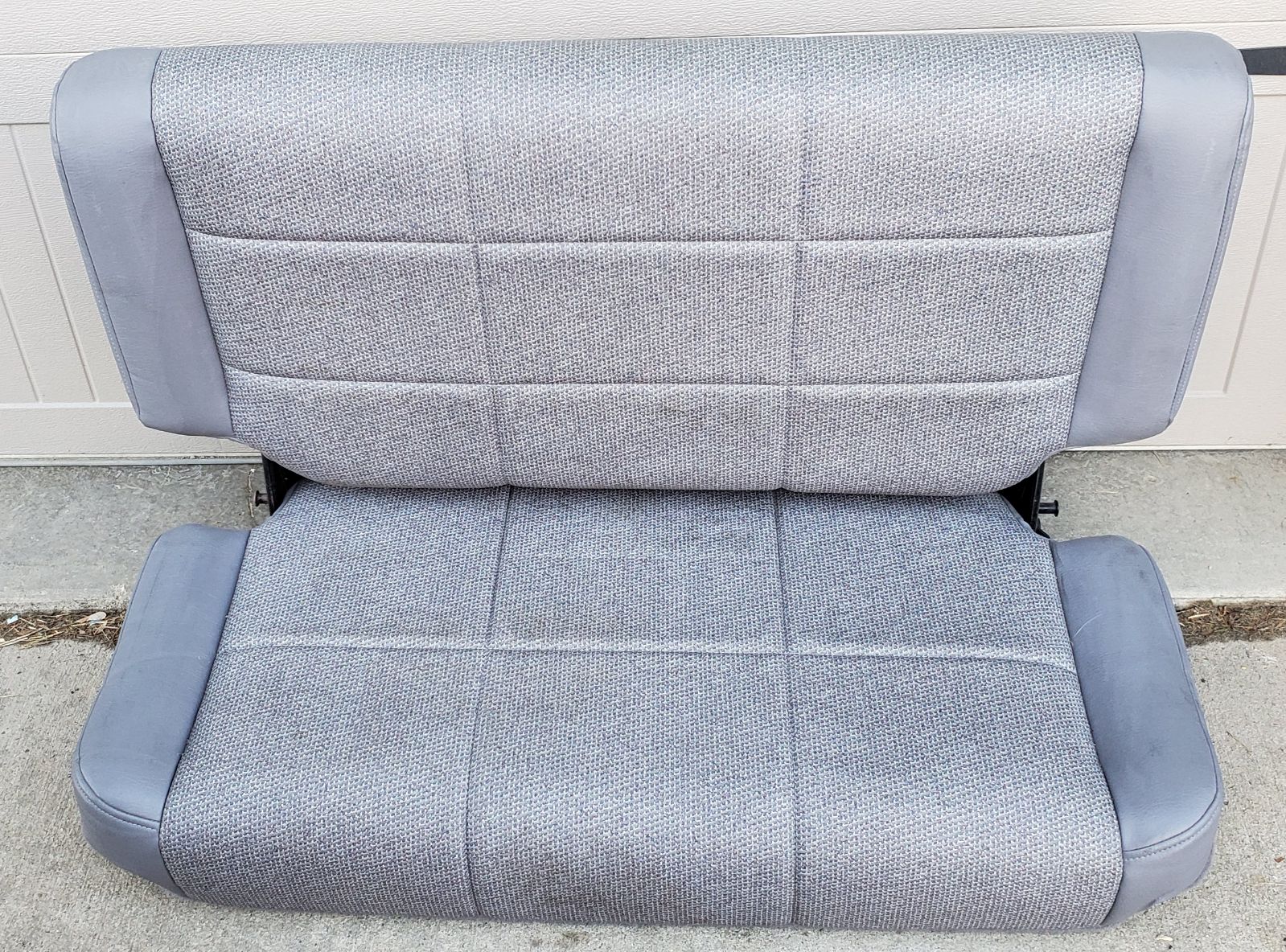 97-02 Jeep Wrangler Rear Seat