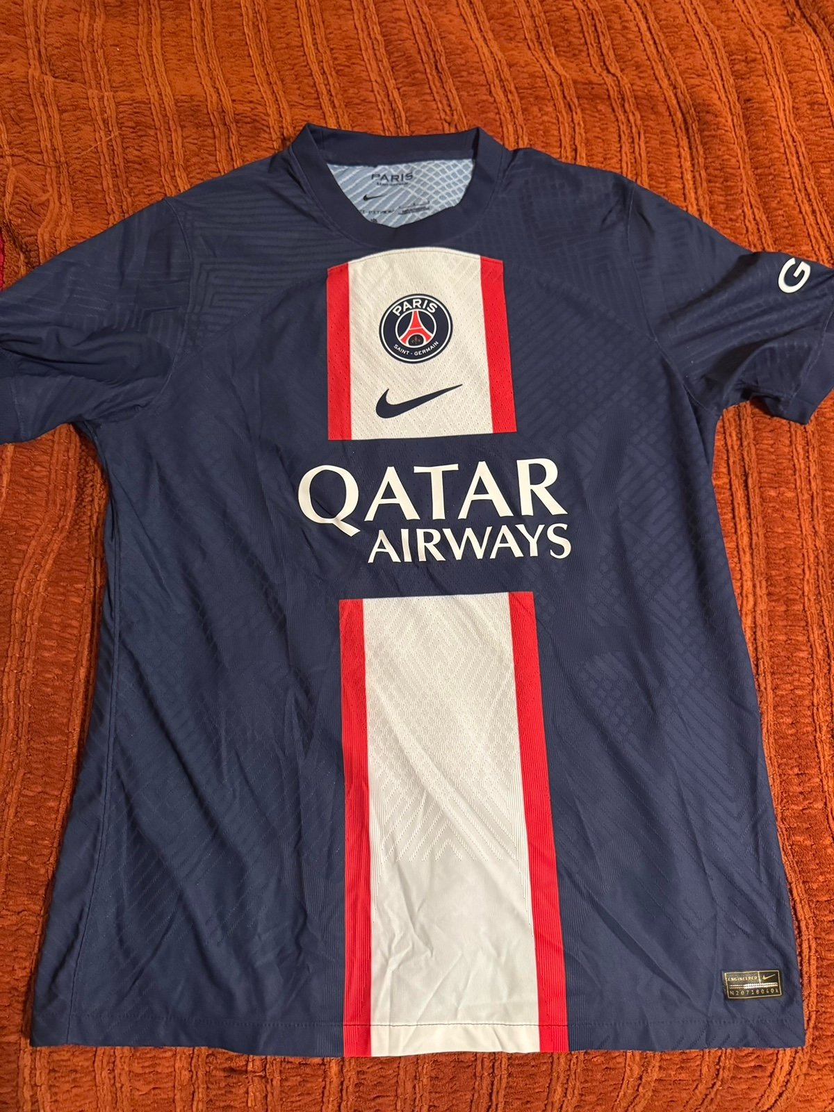 Lionel Messi PSG jersey