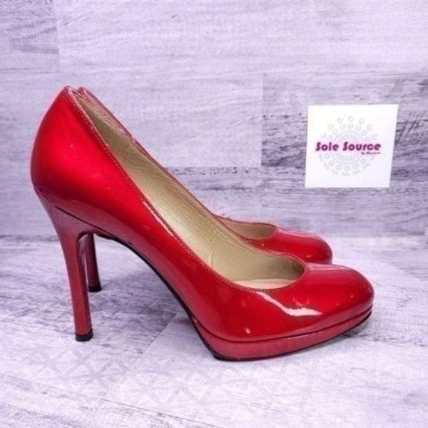 Stuart Weitzman Patent Leather Stiletto Heeled Pump Cherry Red Women's sz 6.5