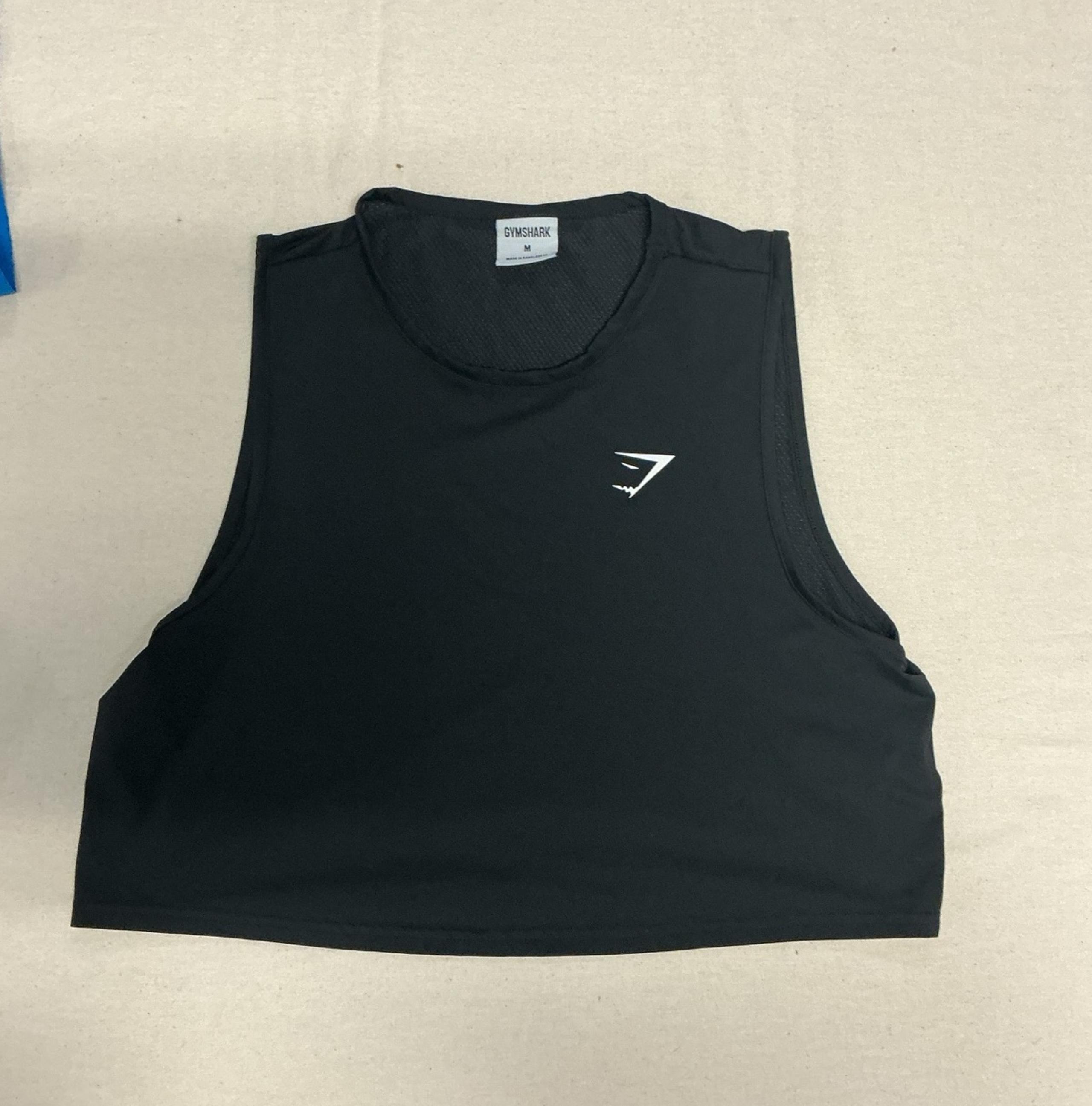 Women’s Gymshark Crop Top - Black - Medium