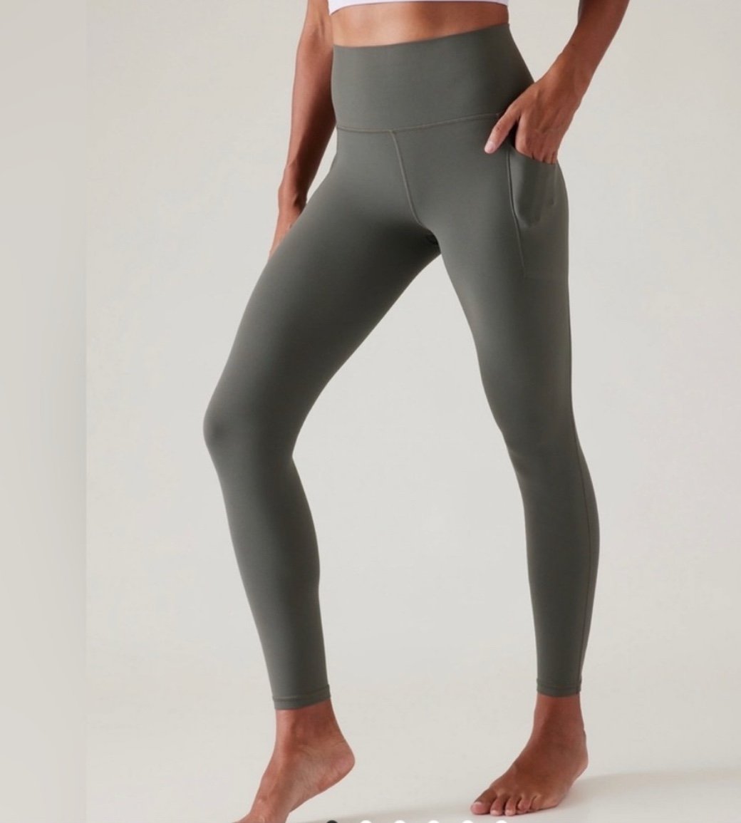 NWT Athleta 1X transcend Stash Pocket tight Gray rtv109