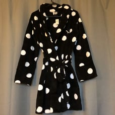 VS PINK Plush Robe Xs/Sm NWT Polka Dot