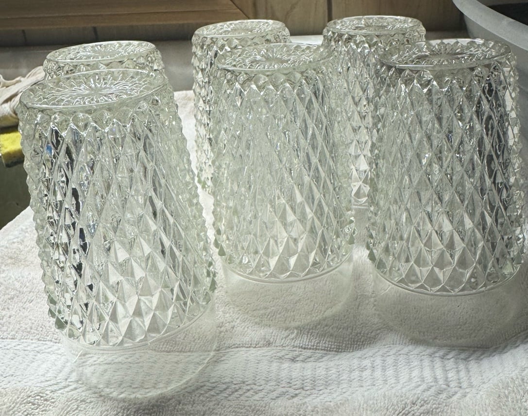 Six Vintage Diamond Point 15 Oz Tumblers
