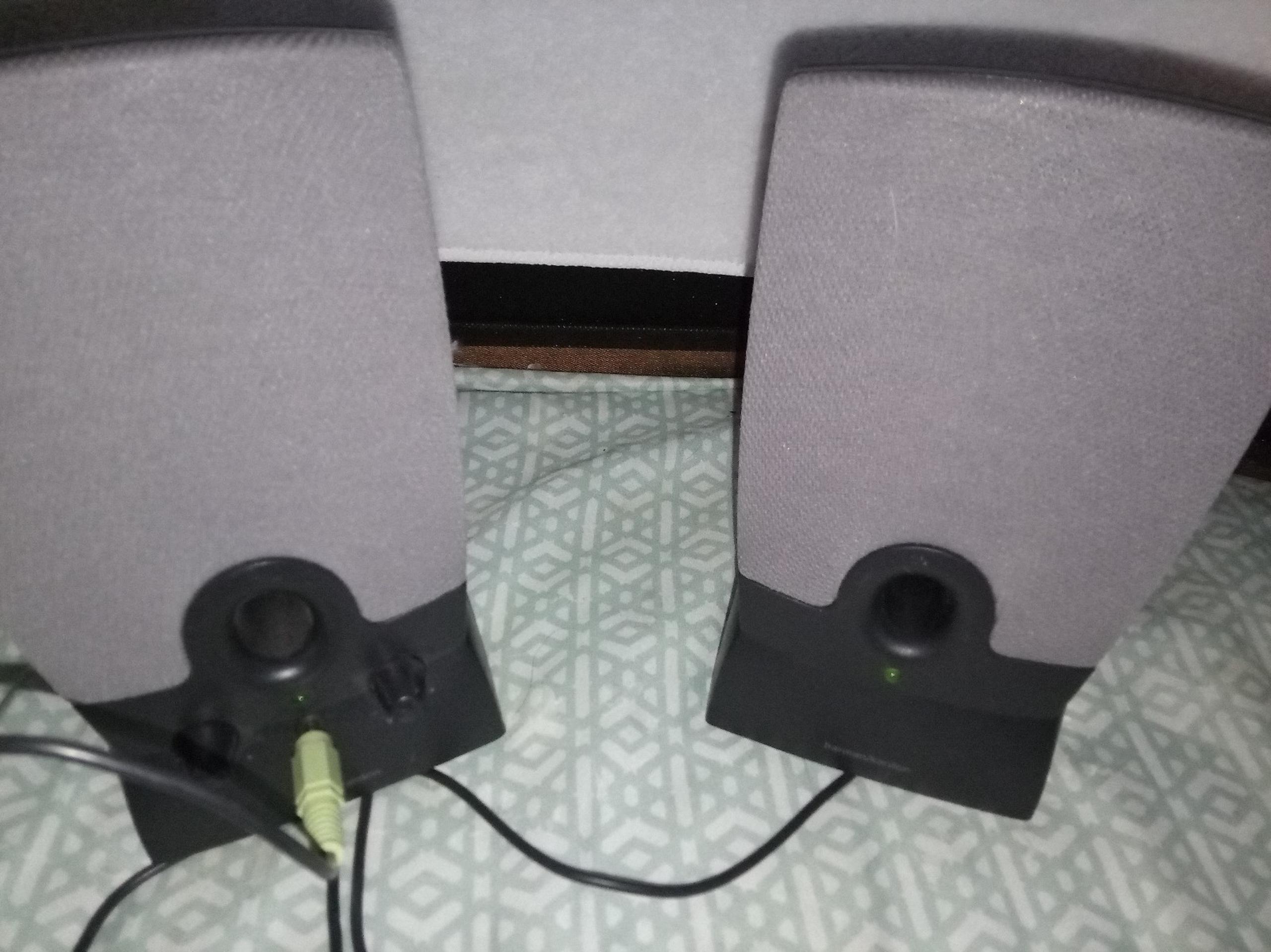 Harmon kardon computer speakers