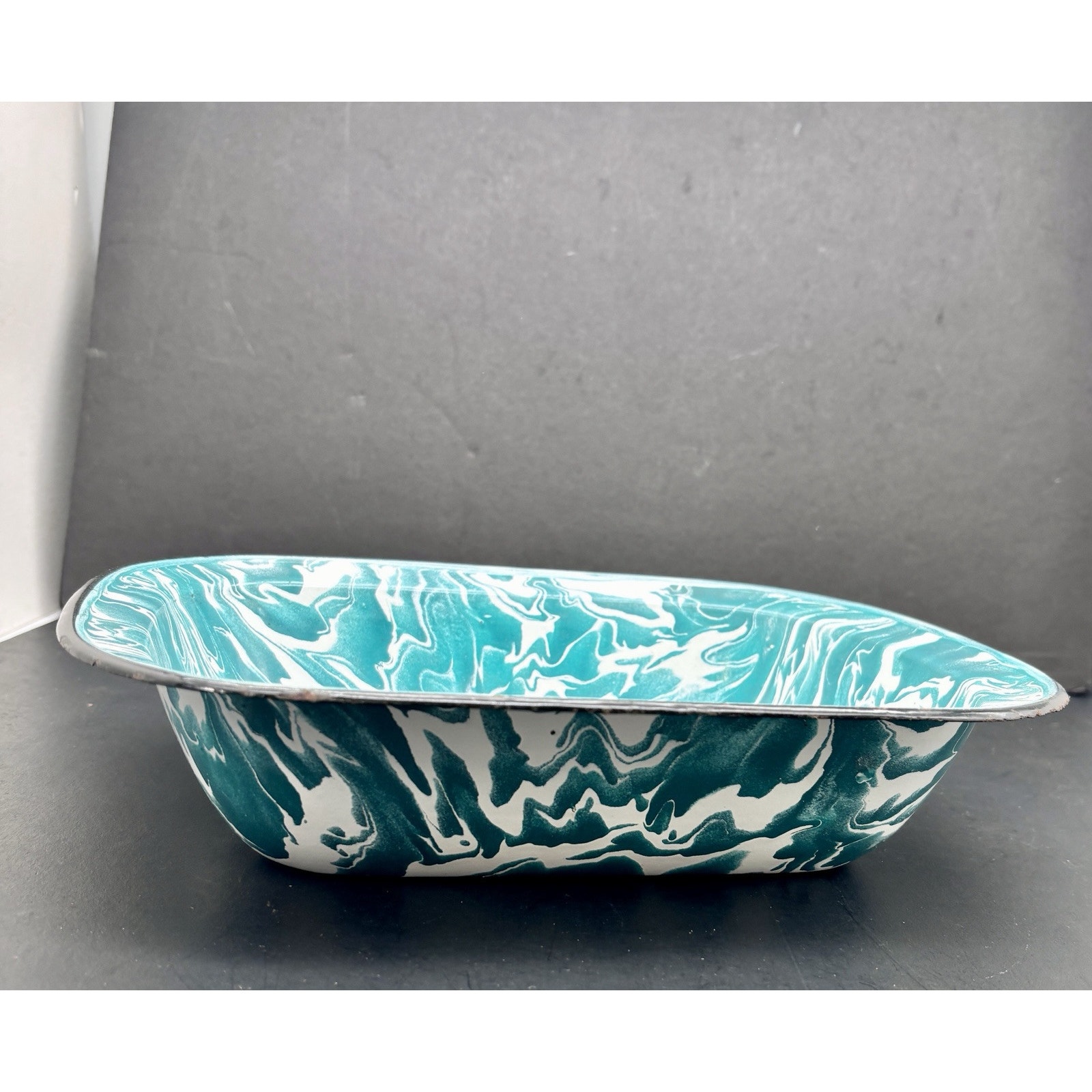 Vintage 11” Emerald Green & white Swirl, Graniteware/Enamelware/Spatterware Pan