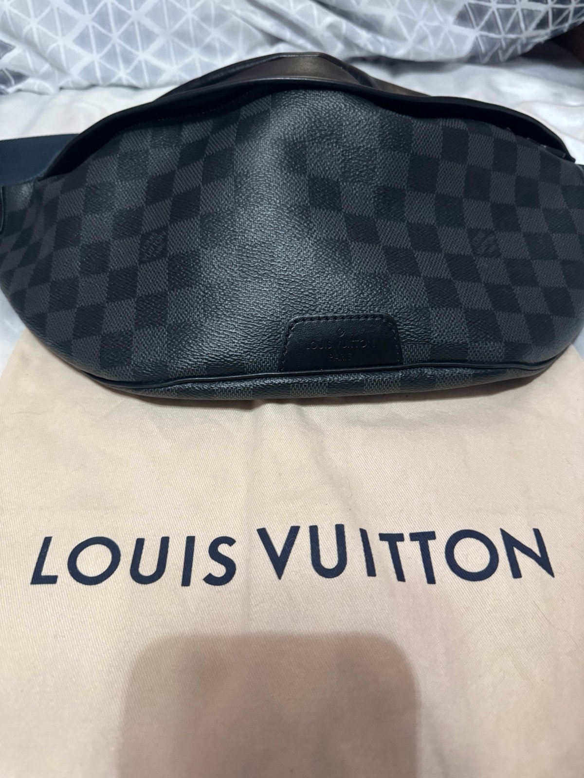 Louis Vuitton Discovery Damier Graphite Belt Bag Black Canvas