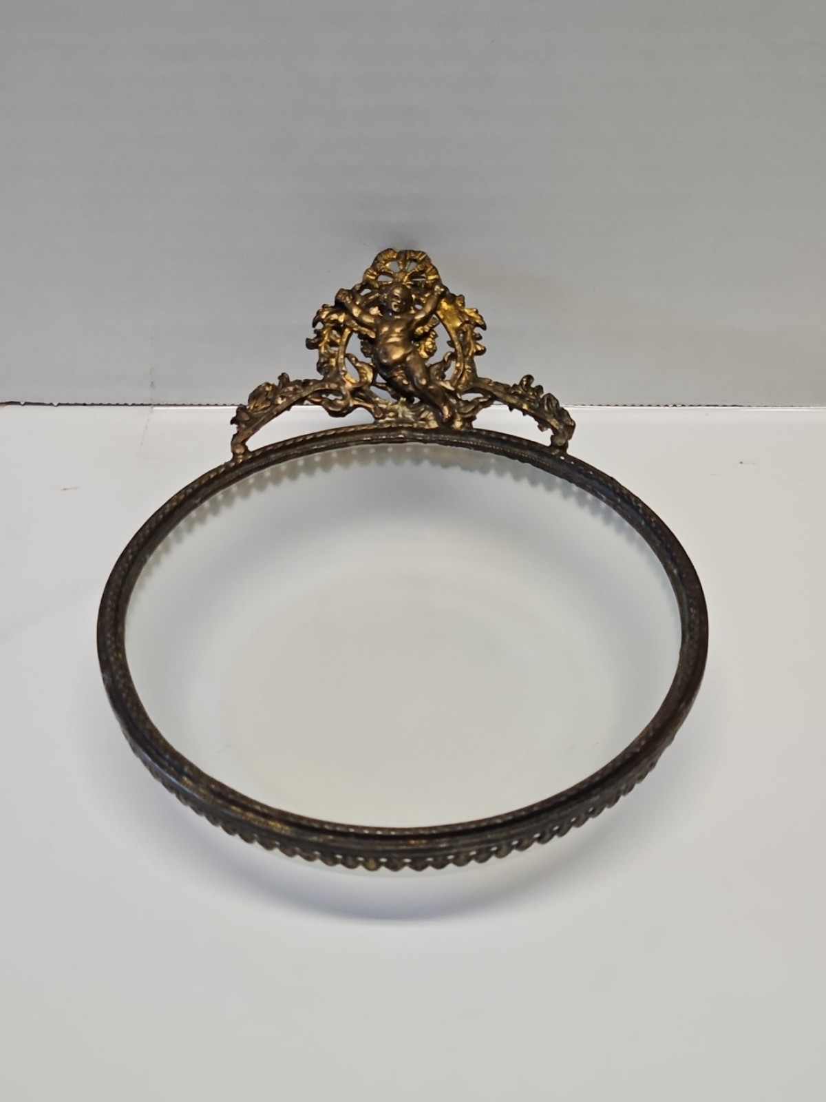 Vtg. Semi Precious Dore Bronze Cherub Glass Trinket Dish (5 x5 )