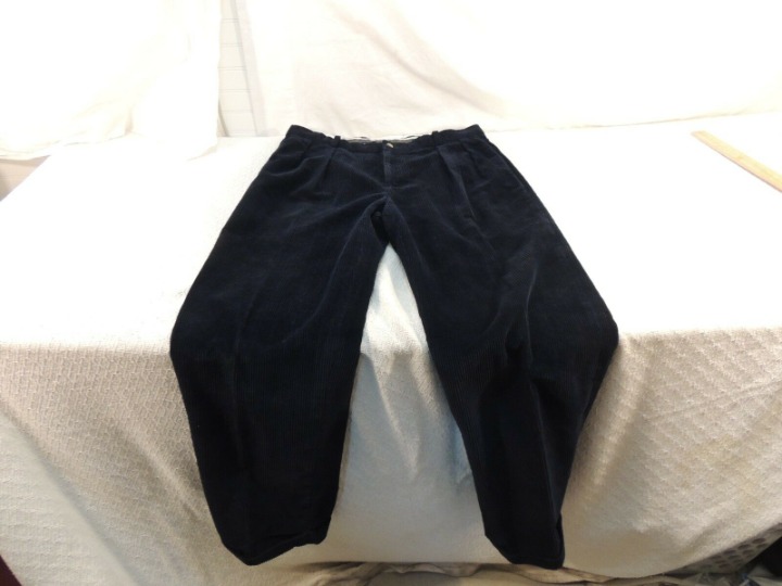 NAUTICA DARK BLUE CORDUROYS MEN'S 38x32 100% COTTON RN 67835 DARK WC 50701