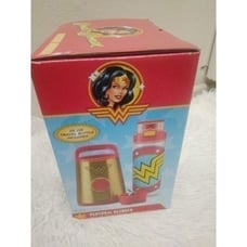 EXTREMELY RARE!!Wonder Woman blender travel bottle included