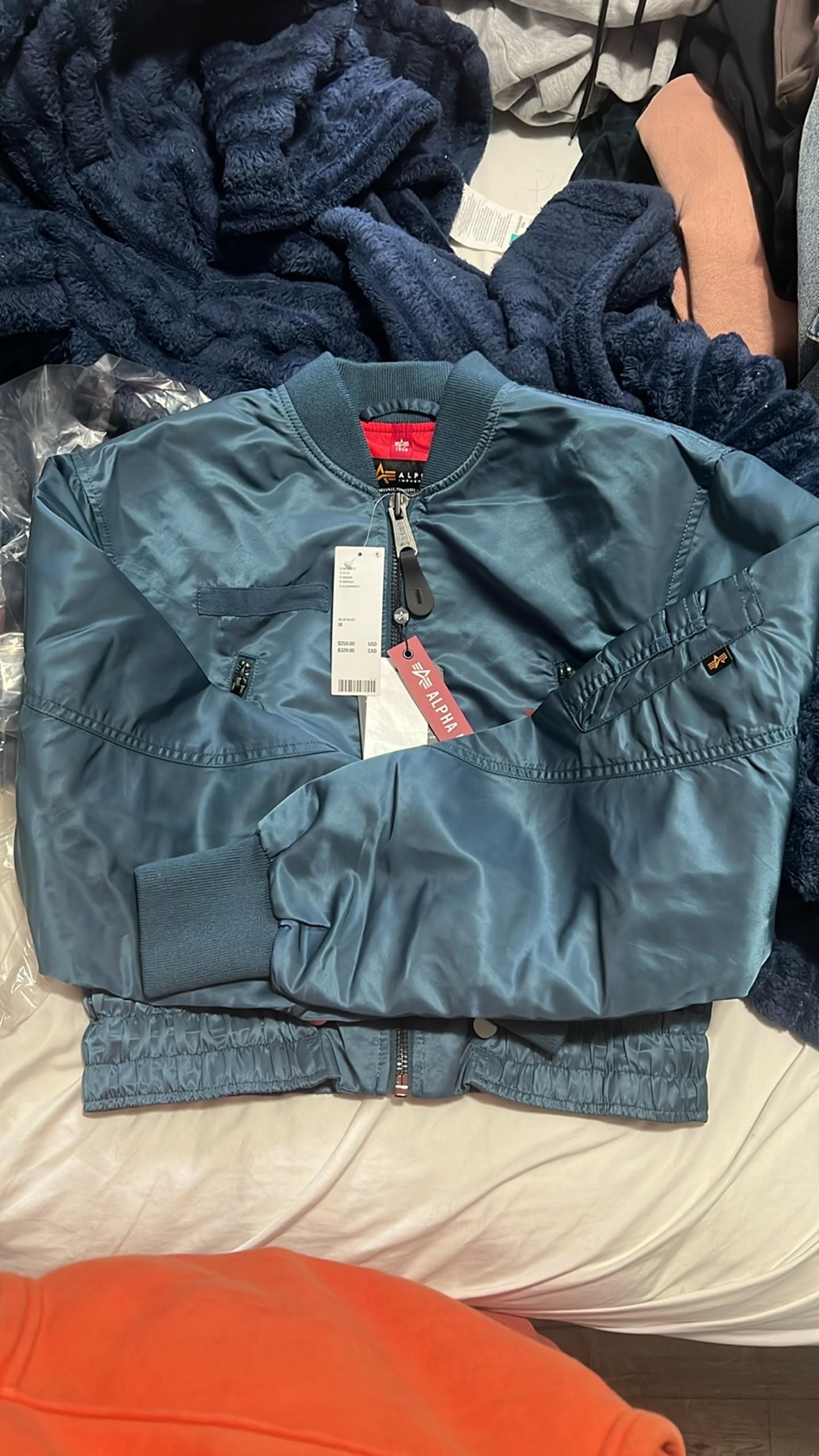 Alpha Industries Cropped Jacket