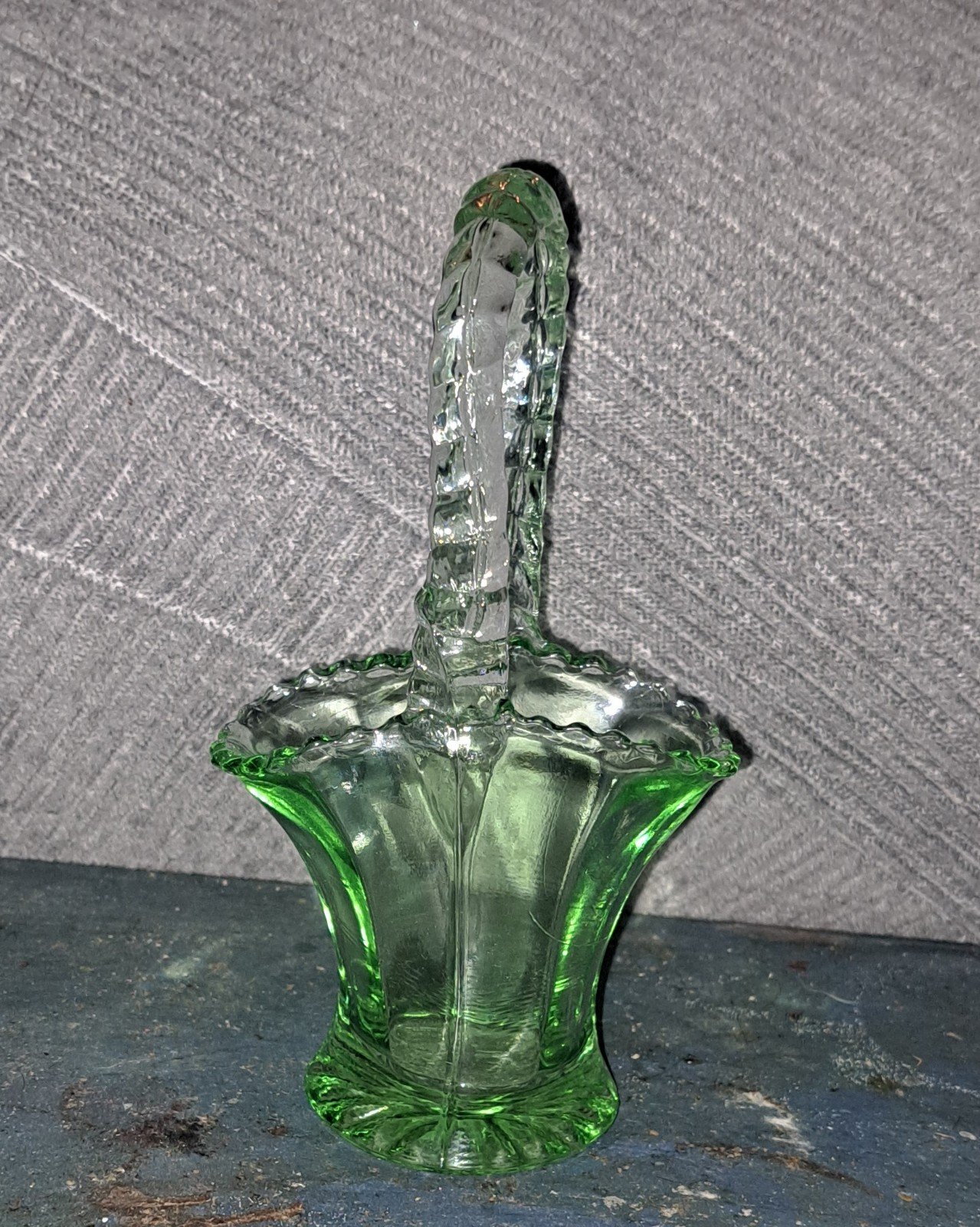 uranium vaseline glass