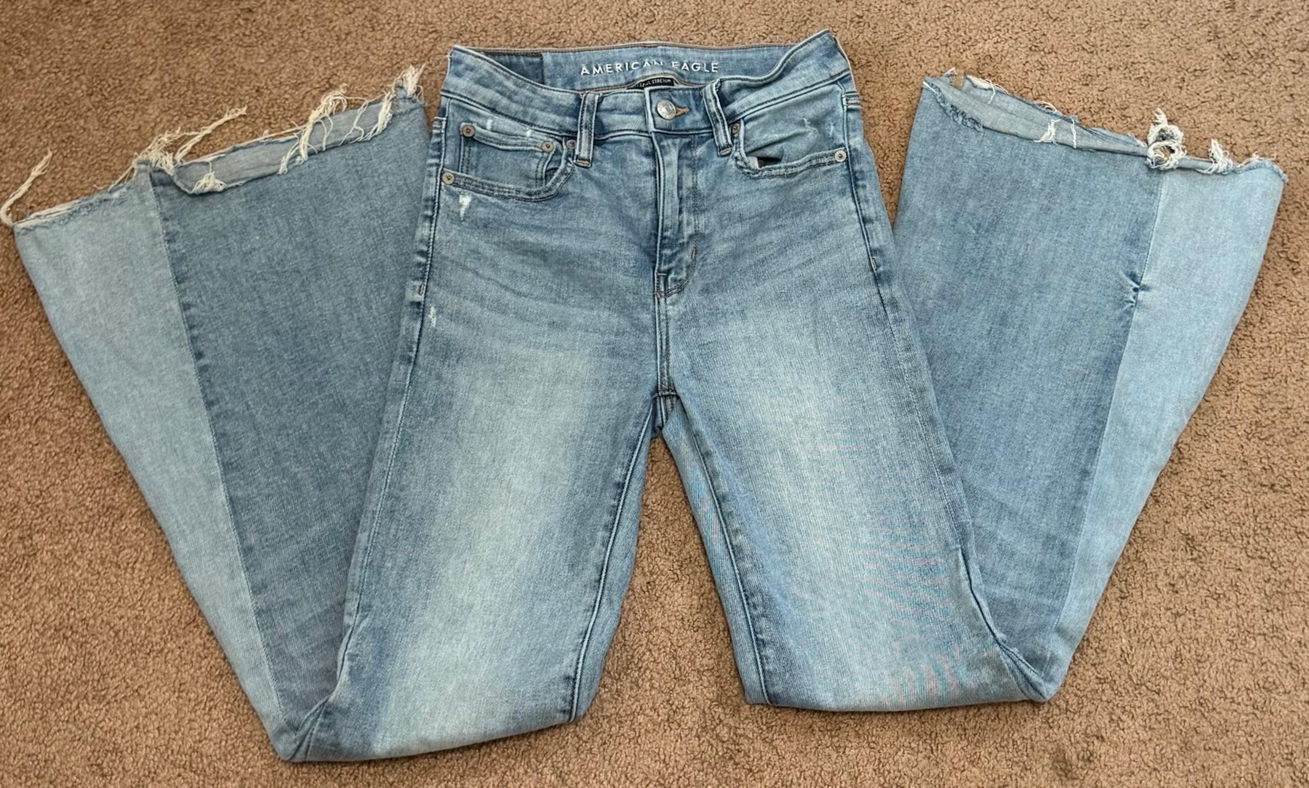 American Eagle Jeans Women Sz 2 Festival Flare Mid Light Wash Stretch Denim