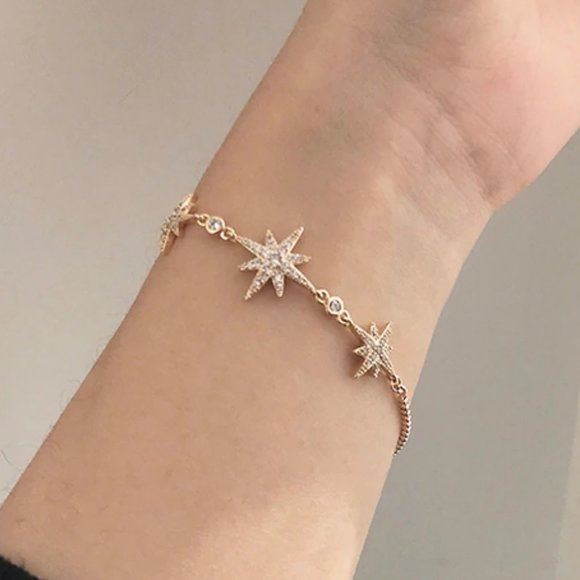 NEW 18k Gold Diamond Star Bracelet