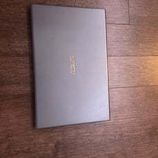 ASUS VivoBook S14 Laptop