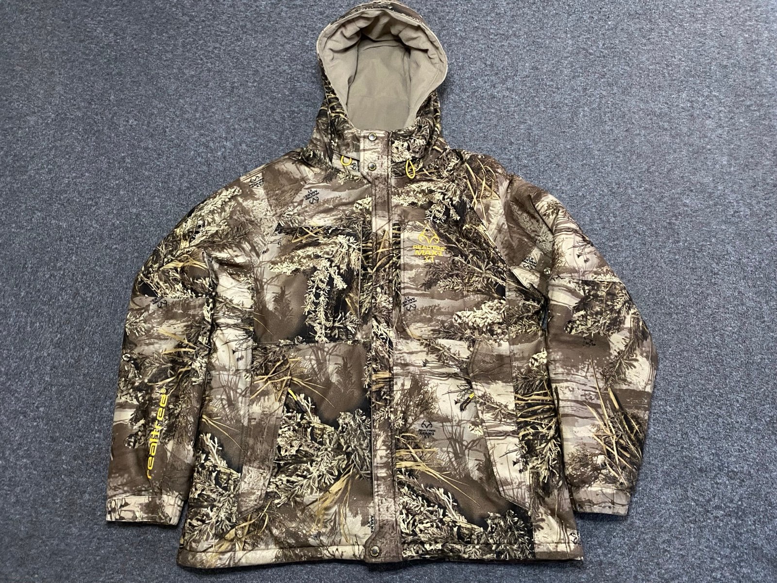 Realtree Max-1 XT Full Zip Insulated Jacket Mens Large Camo Hunting Cargo Hooded