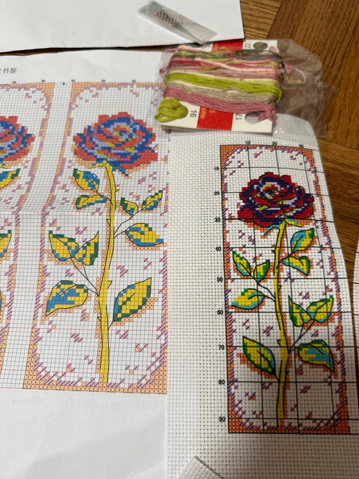 Cross stitch kit - rose bookmark NEW
