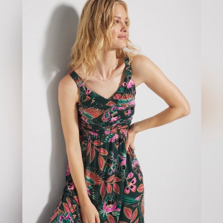 SOMA | Soft Jersey Midi Bra Dress  Color: PARROT-ISE LUSH EMERALD