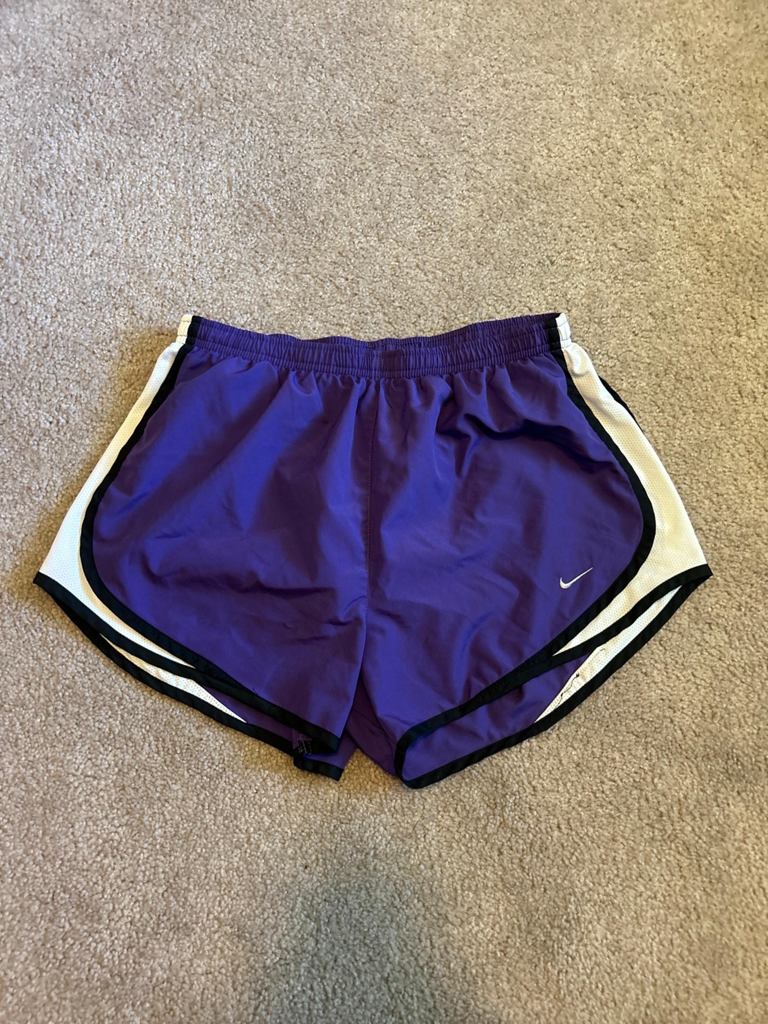 Nike Women’s Purple Dri-Fit Nike Athletic Shorts Size Medium