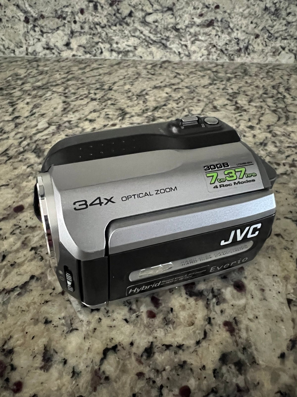 JVC Everio GZ-MG130U HDD hard disk camcorder 34x optical zoom w/ charger WORKS