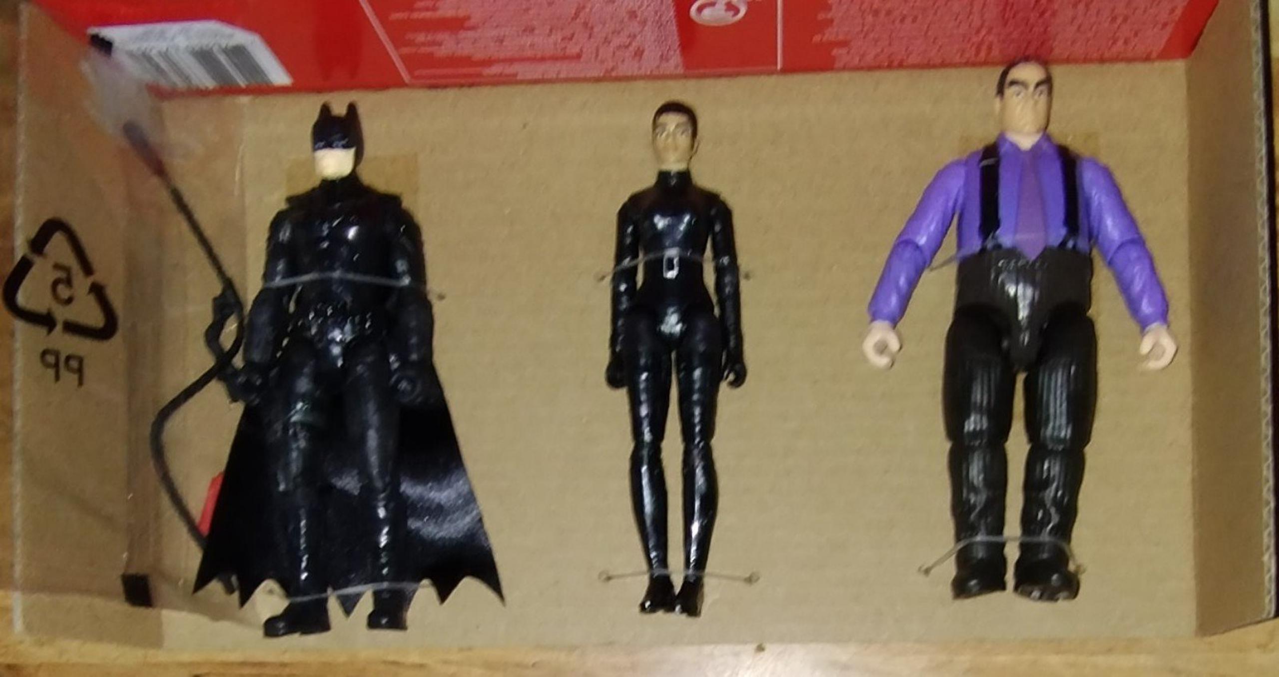 NEW DC Comic The Batman 3-Pack w/ 4” Batman, Selina & The Penguin Action Figure